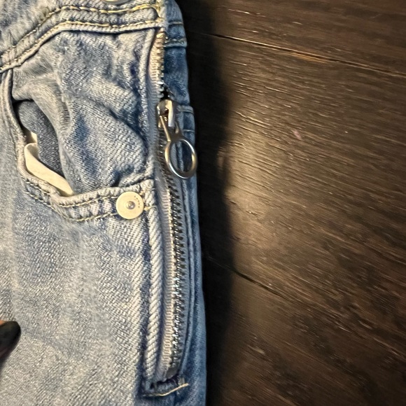 BlankNYC Jean overalls size 28. - Picture 2 of 4